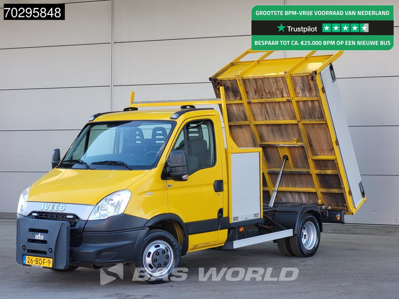 Iveco Daily 50C15 3.0L Kipper met Kist Dubbellucht 3,5t Trekhaak Kieper Tipper Benne Trekhaak - Furgone ribaltabile: foto 1 Iveco Daily 50C15 3.0L Kipper met Kist Dubbellucht 3,5t Trekhaak Kieper Tipper Benne Trekhaak - Furgone ribaltabile: foto 1