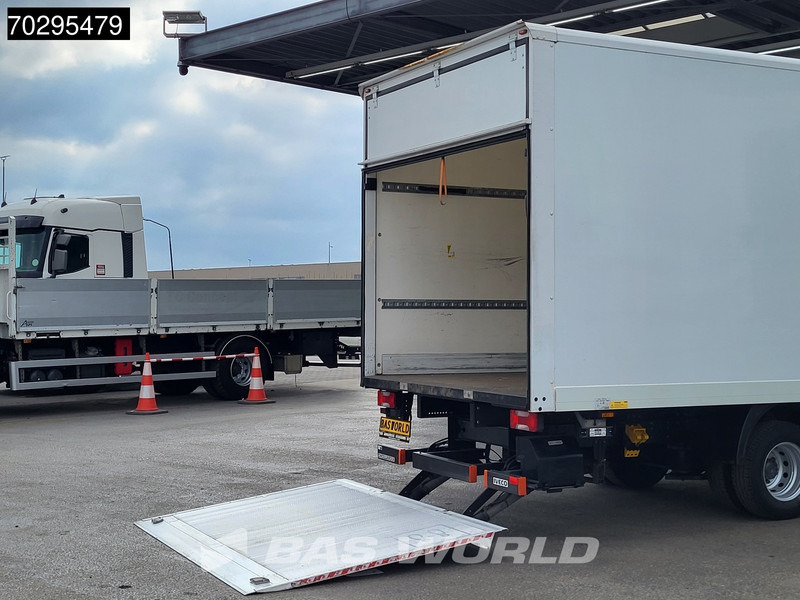 Iveco Daily 70C18 3.0L Automaat Laadklep 7tons 6meter Bakwagen Luchtvering Airco Cruise Meubelbak Koffer 36m3 Airco Cruise control - Furgone box: foto 3 Iveco Daily 70C18 3.0L Automaat Laadklep 7tons 6meter Bakwagen Luchtvering Airco Cruise Meubelbak Koffer 36m3 Airco Cruise control - Furgone box: foto 3