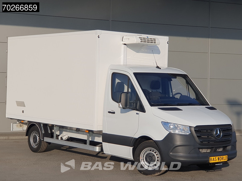 Mercedes-Benz Sprinter 315 CDI Koelwagen Achterdeuren Thermo King C-250 Airco Carplay MBUX Koel Koeler Kühl Kühler Kühlwagen Kühlkoffer 17m3 Airco - Furgone frigo: foto 5 Mercedes-Benz Sprinter 315 CDI Koelwagen Achterdeuren Thermo King C-250 Airco Carplay MBUX Koel Koeler Kühl Kühler Kühlwagen Kühlkoffer 17m3 Airco - Furgone frigo: foto 5