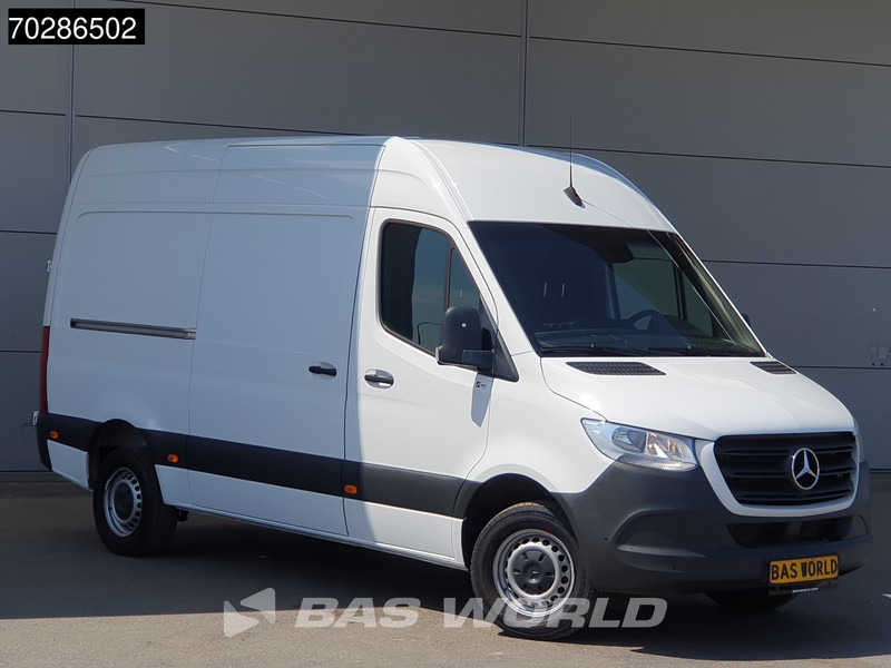 Mercedes-Benz Sprinter 319 CDI Automaat L2H2 190PK Trekhaak Airco Camera Parkeersensoren Euro6 L2 12m3 Airco Trekhaak - Furgone chiuso: foto 5 Mercedes-Benz Sprinter 319 CDI Automaat L2H2 190PK Trekhaak Airco Camera Parkeersensoren Euro6 L2 12m3 Airco Trekhaak - Furgone chiuso: foto 5