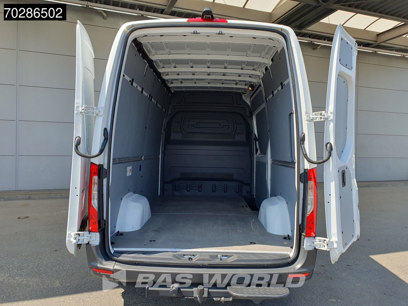 Mercedes-Benz Sprinter 319 CDI Automaat L2H2 190PK Trekhaak Airco Camera Parkeersensoren Euro6 L2 12m3 Airco Trekhaak - Furgone chiuso: foto 3 Mercedes-Benz Sprinter 319 CDI Automaat L2H2 190PK Trekhaak Airco Camera Parkeersensoren Euro6 L2 12m3 Airco Trekhaak - Furgone chiuso: foto 3