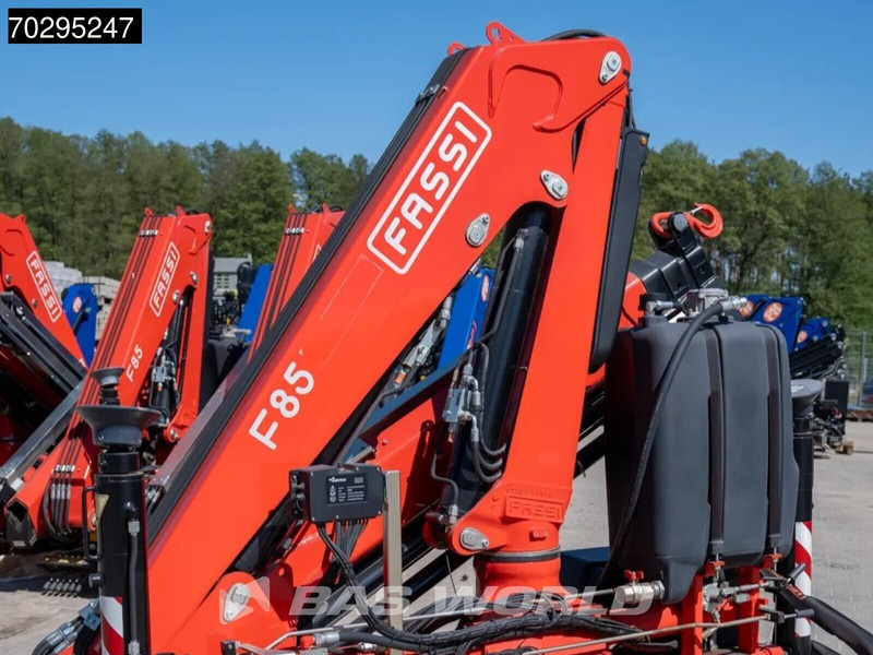 FASSI F85B.0.23 F85B.0.23 4X2 - Autocarro con pianale/ Cassone fisso: foto 2 FASSI F85B.0.23 F85B.0.23 4X2 - Autocarro con pianale/ Cassone fisso: foto 2