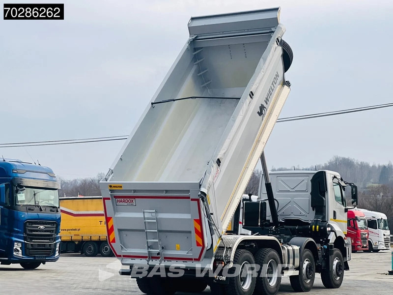 Ford F-Line 4145 8X4 NEW! 18m3 Wielton Tipper Steelsuspension Automatic Navi Euro 6 - Autocarro ribaltabile: foto 2 Ford F-Line 4145 8X4 NEW! 18m3 Wielton Tipper Steelsuspension Automatic Navi Euro 6 - Autocarro ribaltabile: foto 2