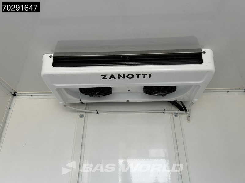 Iveco Daily 35S18 3.0L Automaat Laadklep Koelwagen Zanotti Z380 230v Stekker ACC Navi Airco Camera Euro6 Bakwagen Gekoeld Koel Koeler Kühl K - Furgone frigo: foto 5 Iveco Daily 35S18 3.0L Automaat Laadklep Koelwagen Zanotti Z380 230v Stekker ACC Navi Airco Camera Euro6 Bakwagen Gekoeld Koel Koeler Kühl K - Furgone frigo: foto 5