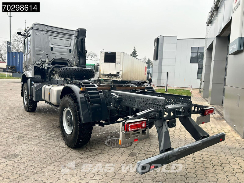 Mercedes-Benz Acrocs 2051 Arocs 4X4 NEW 4x4 chassis! Camper base Steel suspension Big-Axle Automatic Euro 6 - Autocarro telaio: foto 2 Mercedes-Benz Acrocs 2051 Arocs 4X4 NEW 4x4 chassis! Camper base Steel suspension Big-Axle Automatic Euro 6 - Autocarro telaio: foto 2