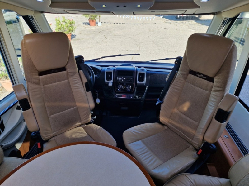 Carthago Chic E-Line 44 - Motorhome: foto 5 Carthago Chic E-Line 44 - Motorhome: foto 5