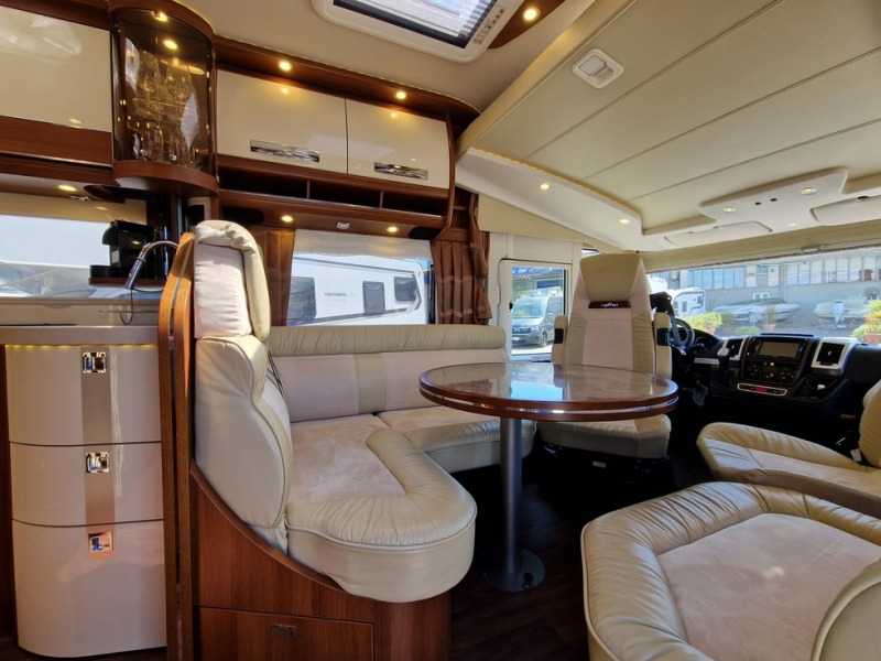 Carthago E-Line 51 QB - Motorhome: foto 4 Carthago E-Line 51 QB - Motorhome: foto 4