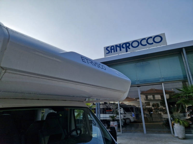 Etrusco A 7300 DB - Camper mansardato: foto 4 Etrusco A 7300 DB - Camper mansardato: foto 4