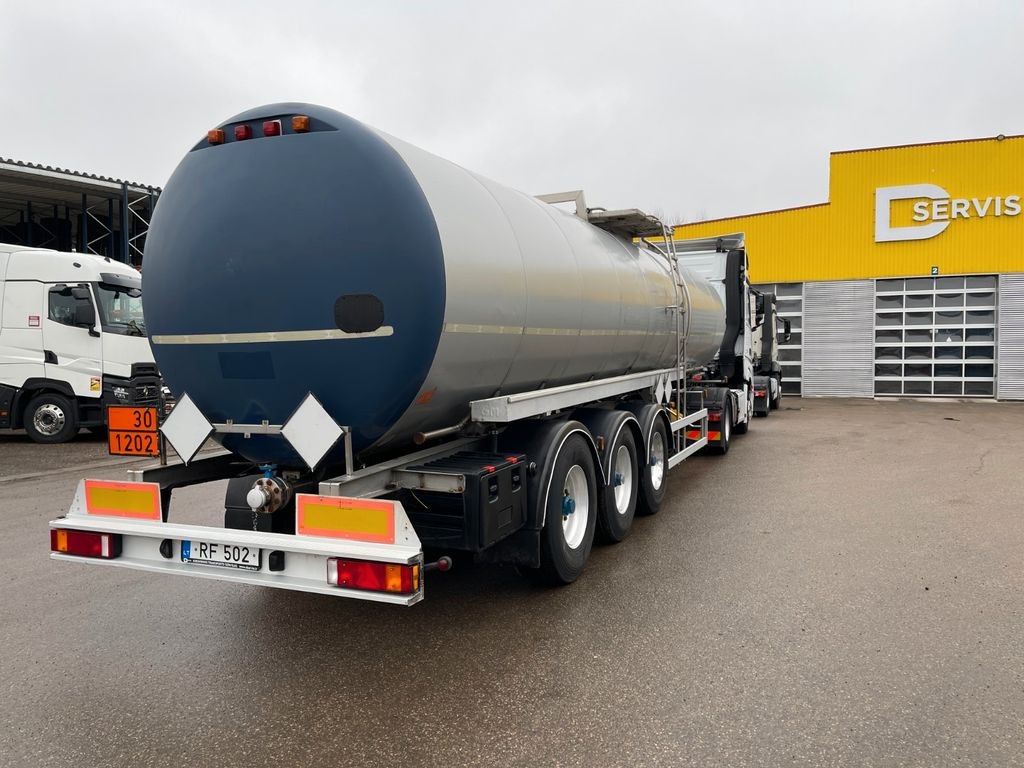 Magyar ADR 7 units - Semirimorchio cisterna: foto 1 Magyar ADR 7 units - Semirimorchio cisterna: foto 1