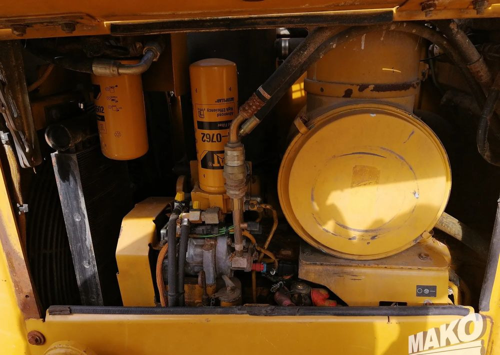 Bulldozer Caterpillar D6N LGP: foto 13