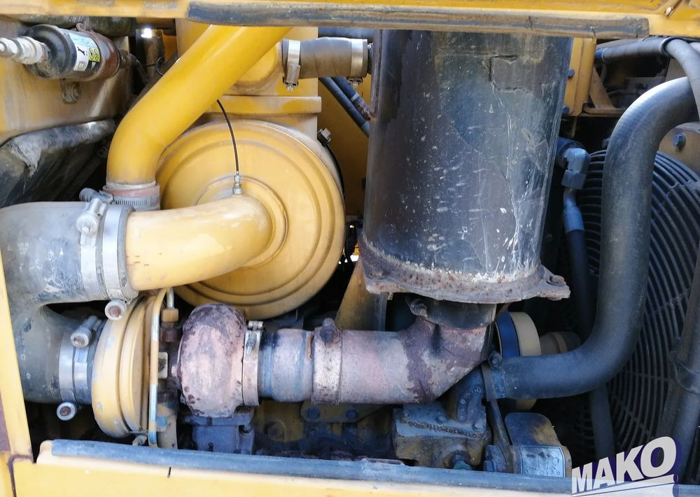 Bulldozer Caterpillar D6N LGP: foto 14