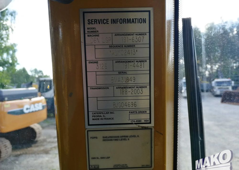 Bulldozer Caterpillar D6N LGP: foto 12