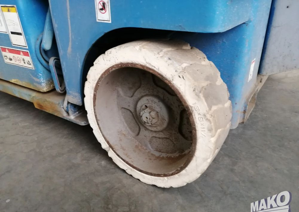 Piattaforma a pantografo Genie GS 2046: foto 8