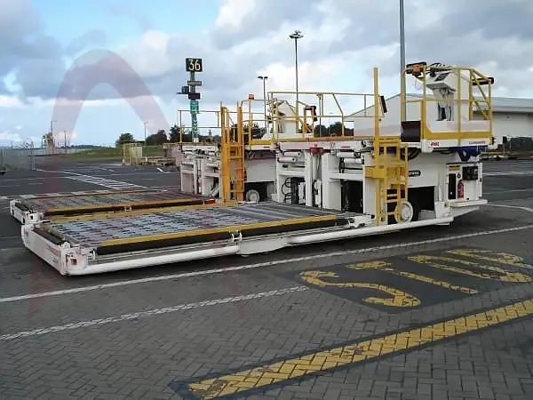 FMC COMMANDER 15S - Cargo loader: foto 1 FMC COMMANDER 15S - Cargo loader: foto 1