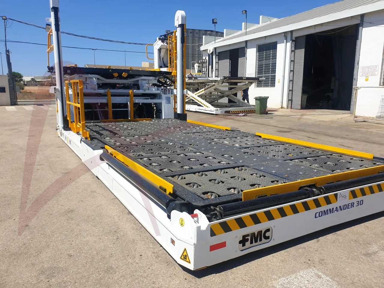 FMC COMMANDER 30 - Cargo loader: foto 2 FMC COMMANDER 30 - Cargo loader: foto 2