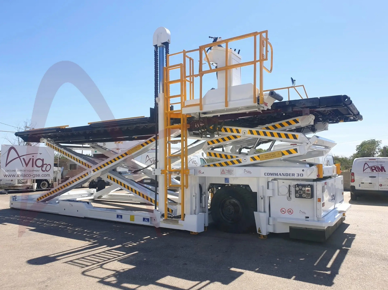 FMC COMMANDER 30 - Cargo loader: foto 3 FMC COMMANDER 30 - Cargo loader: foto 3