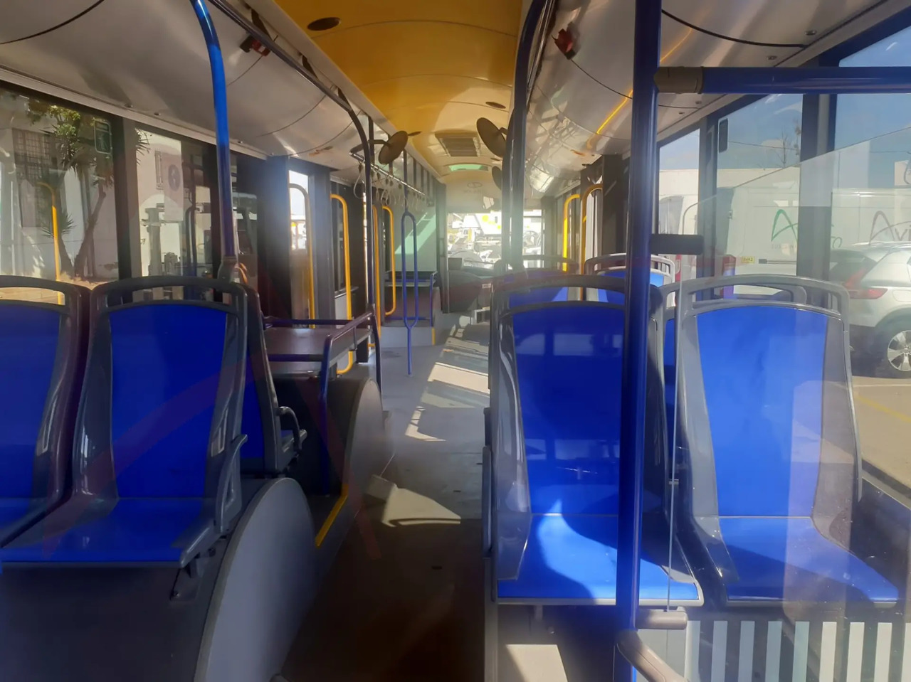 SOLARIS URBINO 15 - Autobus aeroportuale: foto 5 SOLARIS URBINO 15 - Autobus aeroportuale: foto 5