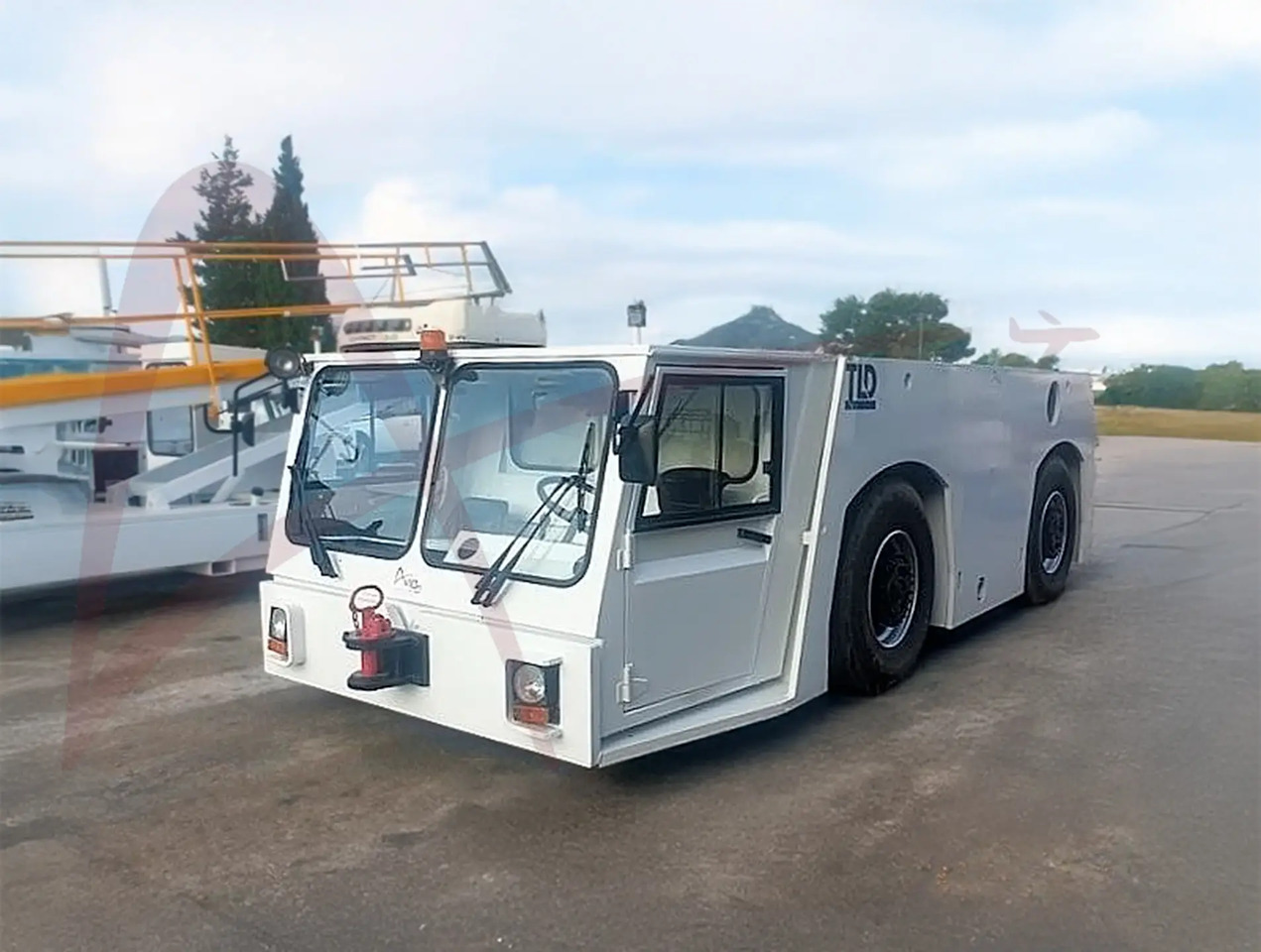 TLD TMX-400 - Trattore push-back: foto 2 TLD TMX-400 - Trattore push-back: foto 2
