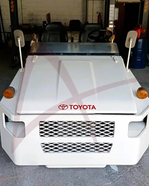 TOYOTA 02-2TD25 - Trattore per traino bagagli: foto 3 TOYOTA 02-2TD25 - Trattore per traino bagagli: foto 3