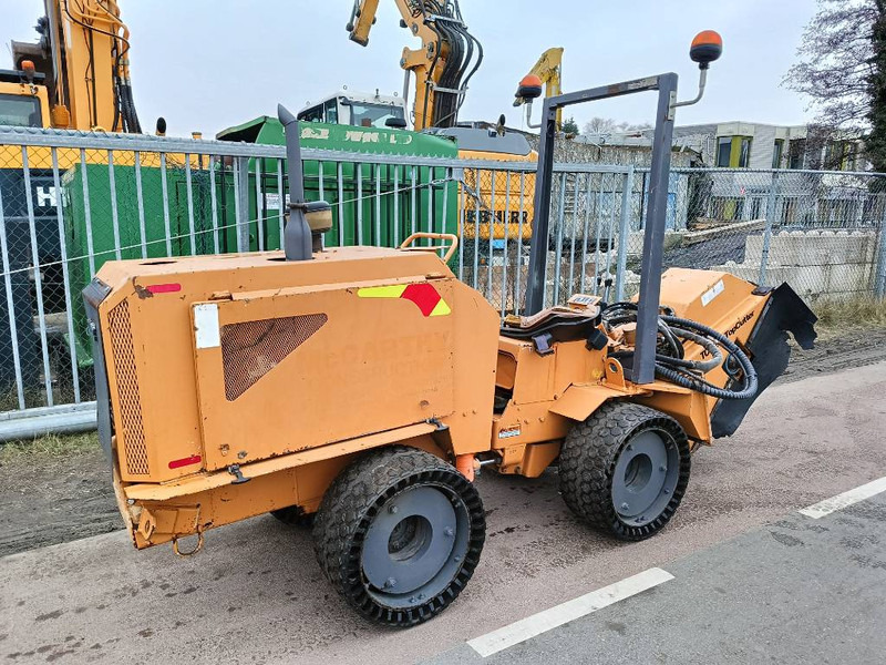 Case Maxi-Sneaker Maxi C c220 top cutter wheel paver - Scavafossi: foto 3 Case Maxi-Sneaker Maxi C c220 top cutter wheel paver - Scavafossi: foto 3