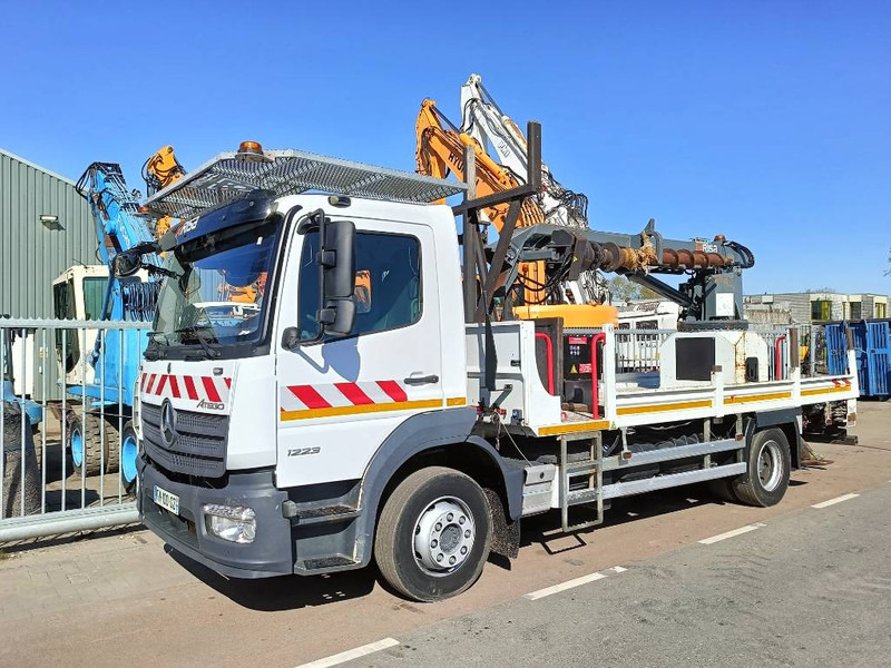 Mercedes-Benz atego 4X2 Risa G2T Drilling truck Automatic euro 6 - Battipalo: foto 1 Mercedes-Benz atego 4X2 Risa G2T Drilling truck Automatic euro 6 - Battipalo: foto 1