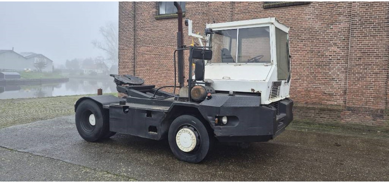 Terberg trt89 4x4 terminal trekker tractor port truck - Trattore terminale: foto 1 Terberg trt89 4x4 terminal trekker tractor port truck - Trattore terminale: foto 1