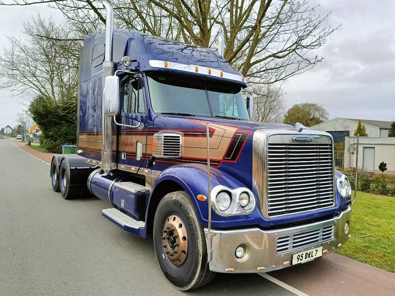 Freightliner Coronado 500 hp caterpillar truck trekker euro5 - Trattore stradale: foto 4 Freightliner Coronado 500 hp caterpillar truck trekker euro5 - Trattore stradale: foto 4