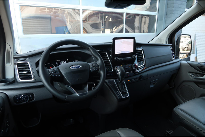 Ford Transit Custom 300 2.0 TDCI L2H1 Limited DC AUT/ LED/ CAMERA/ 2X DEUR/ LEDER/ ACC/ CARPLAY/ CLIMA/ TREKHAAK - Furgoncino, Furgone doppia cabina: foto 2 Ford Transit Custom 300 2.0 TDCI L2H1 Limited DC AUT/ LED/ CAMERA/ 2X DEUR/ LEDER/ ACC/ CARPLAY/ CLIMA/ TREKHAAK - Furgoncino, Furgone doppia cabina: foto 2