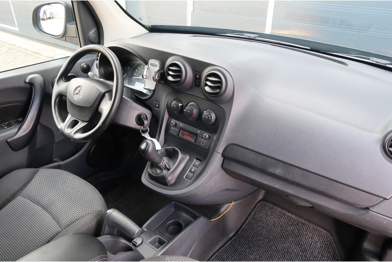 Mercedes-Benz Citan 109 CDI BlueEFFICIENCY Extra Lang AIRCO/ MARGE/ CRUISE/ TREKHAAK - Furgoncino: foto 5 Mercedes-Benz Citan 109 CDI BlueEFFICIENCY Extra Lang AIRCO/ MARGE/ CRUISE/ TREKHAAK - Furgoncino: foto 5