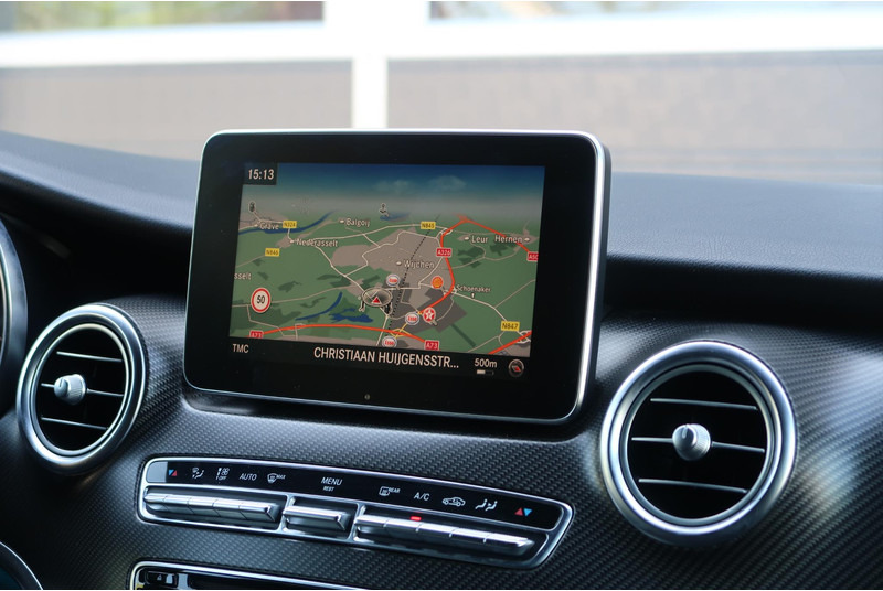Mercedes-Benz V-Klasse 250d Lang DC Edition AUT/ 360/ LED/ 2X DEUR/ CLIMA/ CRUISE/ NAVI - Furgoncino, Furgone doppia cabina: foto 5 Mercedes-Benz V-Klasse 250d Lang DC Edition AUT/ 360/ LED/ 2X DEUR/ CLIMA/ CRUISE/ NAVI - Furgoncino, Furgone doppia cabina: foto 5