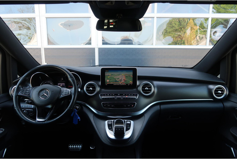 Mercedes-Benz V-Klasse 250d Lang DC Edition AUT/ 360/ LED/ 2X DEUR/ CLIMA/ CRUISE/ NAVI - Furgoncino, Furgone doppia cabina: foto 4 Mercedes-Benz V-Klasse 250d Lang DC Edition AUT/ 360/ LED/ 2X DEUR/ CLIMA/ CRUISE/ NAVI - Furgoncino, Furgone doppia cabina: foto 4
