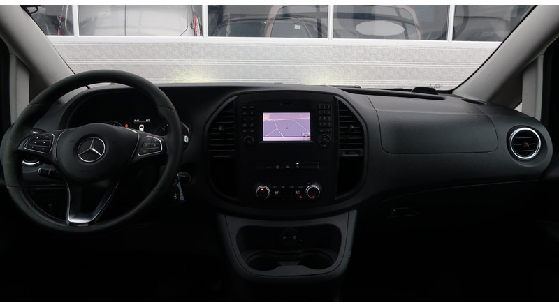 Mercedes-Benz Vito 119 CDI Extra Lang DC AUT/ LED/ CAMERA/ 2X SCHUIF/ CRUISE/ NAVI/ CLIMA/ LEDER/ TREKHAAK - Furgoncino, Furgone doppia cabina: foto 5 Mercedes-Benz Vito 119 CDI Extra Lang DC AUT/ LED/ CAMERA/ 2X SCHUIF/ CRUISE/ NAVI/ CLIMA/ LEDER/ TREKHAAK - Furgoncino, Furgone doppia cabina: foto 5