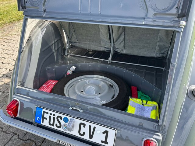 CITROEN 2 CV Ente 1959 Note 1 makellos... - Autovettura: foto 3 CITROEN 2 CV Ente 1959 Note 1 makellos... - Autovettura: foto 3