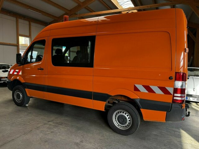 MERCEDES-BENZ Sprinter 316 CDI 4x4 Allrad 5-Sitzer... - Furgone chiuso: foto 3 MERCEDES-BENZ Sprinter 316 CDI 4x4 Allrad 5-Sitzer... - Furgone chiuso: foto 3