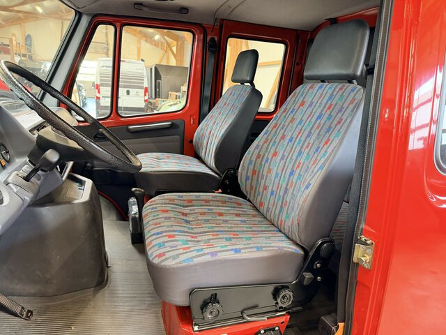 MERCEDES-BENZ T1 310 Bremer Doka perfekt!... - Furgone box, Veicolo speciale/ Comunale: foto 3 MERCEDES-BENZ T1 310 Bremer Doka perfekt!... - Furgone box, Veicolo speciale/ Comunale: foto 3