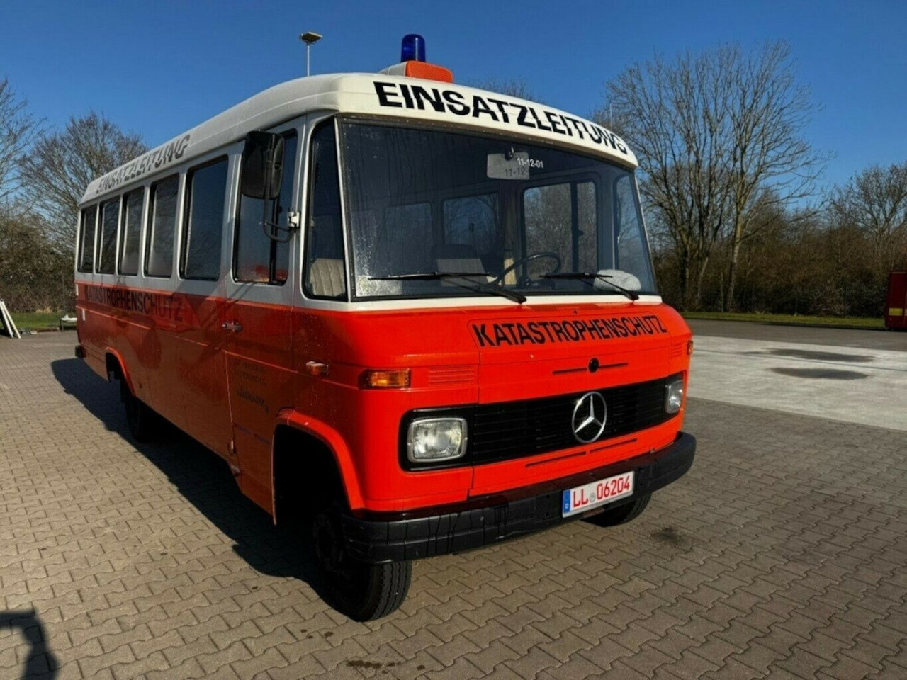 Mercedes-Benz O 309D Breitmaul Bus - Furgonato: foto 1 Mercedes-Benz O 309D Breitmaul Bus - Furgonato: foto 1