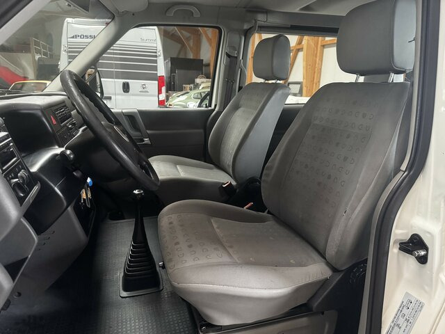 VW T4 Caravelle 2.5 TDI Syncro Sperre 1. Hand!... - Autovettura: foto 4 VW T4 Caravelle 2.5 TDI Syncro Sperre 1. Hand!... - Autovettura: foto 4