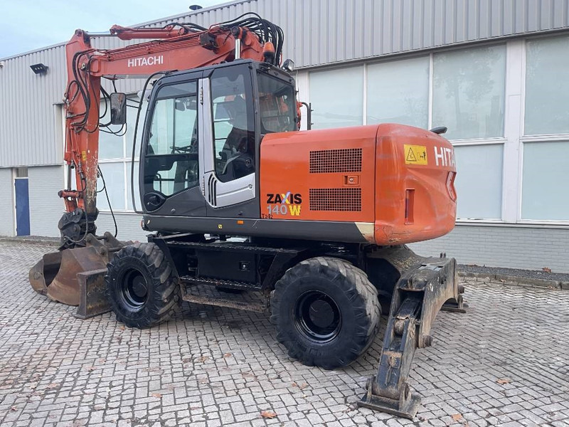 Hitachi ZX 140 W-3 - Escavatore gommato: foto 4 Hitachi ZX 140 W-3 - Escavatore gommato: foto 4