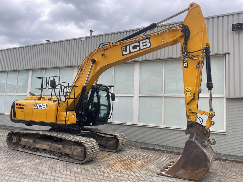 Leasing di JCB JS 210 LC 2017 JCB JS 210 LC 2017: foto 10