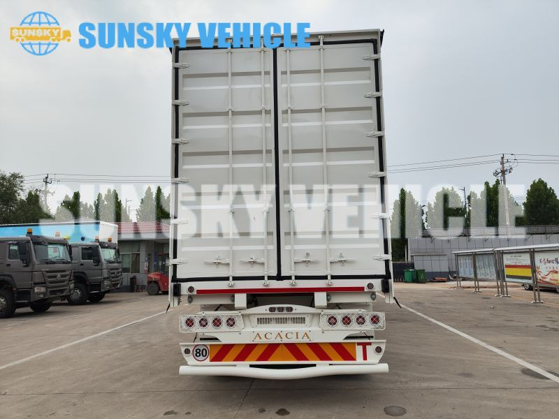 HOWO 13 meters curtain side semi trailer - Semirimorchio centinato: foto 5 HOWO 13 meters curtain side semi trailer - Semirimorchio centinato: foto 5