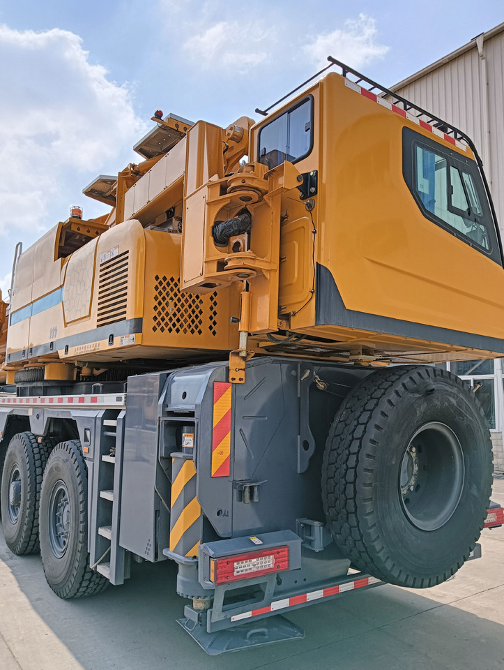 XCMG Manufacturer Second Hand Hydraulic Crane XCA600 600 Ton All Terrain Cranes Price - Gru multistrada: foto 3 XCMG Manufacturer Second Hand Hydraulic Crane XCA600 600 Ton All Terrain Cranes Price - Gru multistrada: foto 3