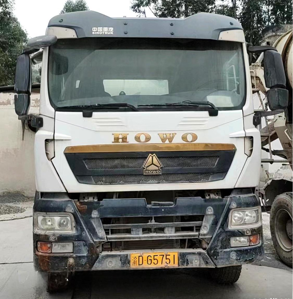 XCMG Official G4804B Used Cement Concrete Mixer 12m³ Concrete Mixer Truck HOWO - Autobetoniera: foto 3 XCMG Official G4804B Used Cement Concrete Mixer 12m³ Concrete Mixer Truck HOWO - Autobetoniera: foto 3