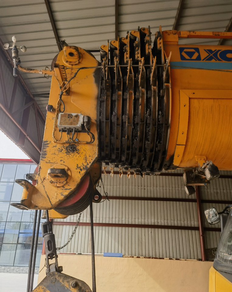 XCMG Official Second Hand 220 Ton Mobile Crane XCA220 Lifting All Terrain Crane Cheap Price - Gru multistrada: foto 3 XCMG Official Second Hand 220 Ton Mobile Crane XCA220 Lifting All Terrain Crane Cheap Price - Gru multistrada: foto 3