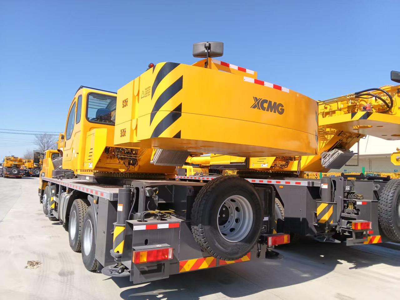 XCMG Official Second Hand 50 Ton Mobile Crane QY50K5D _5 Hydraulic Truck Mounted Crane Price For Sale - Autogru: foto 4 XCMG Official Second Hand 50 Ton Mobile Crane QY50K5D _5 Hydraulic Truck Mounted Crane Price For Sale - Autogru: foto 4