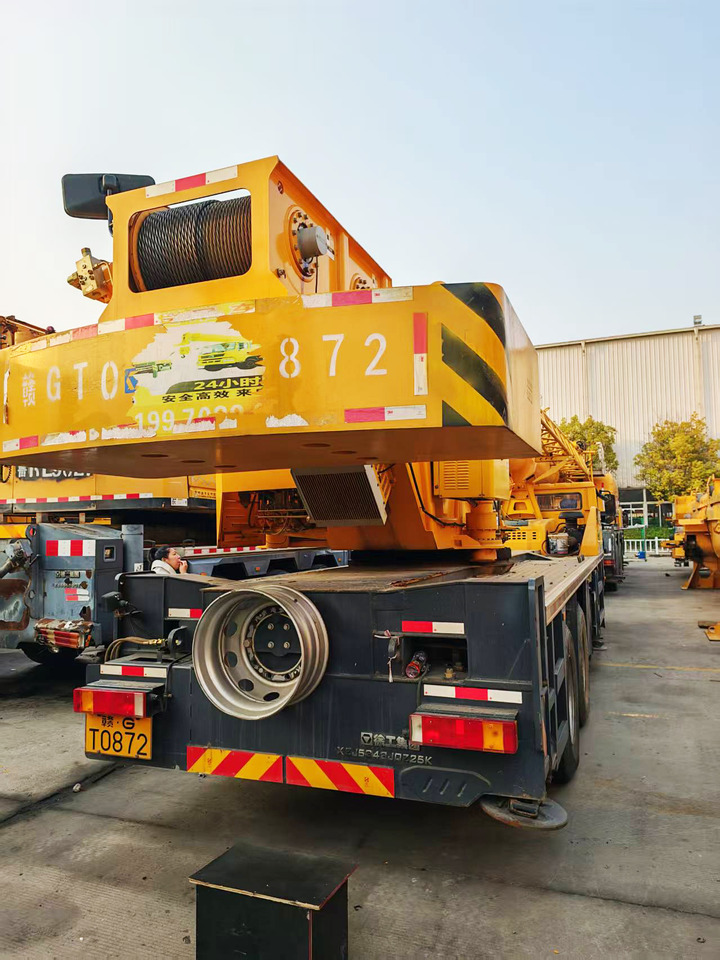 XCMG Official Used 25 Ton Truck Crane QY25K5D-5 Small Mobile Crane Price List - Autogru: foto 3 XCMG Official Used 25 Ton Truck Crane QY25K5D-5 Small Mobile Crane Price List - Autogru: foto 3
