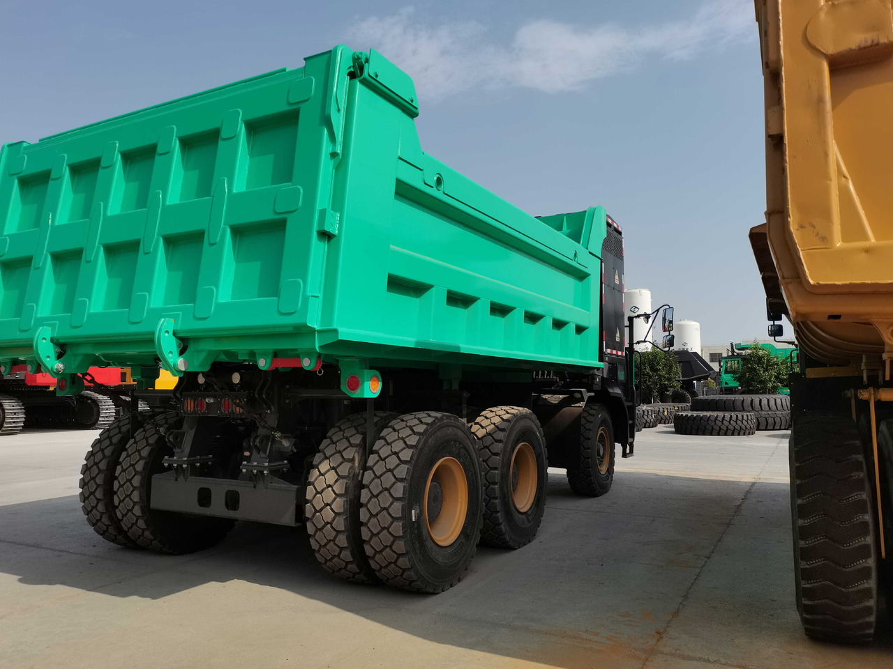 XCMG Official Used Dump Trucks 6x4 XDR80TE 72 Ton China Tipper Trucks For Sale - Dumper: foto 3 XCMG Official Used Dump Trucks 6x4 XDR80TE 72 Ton China Tipper Trucks For Sale - Dumper: foto 3