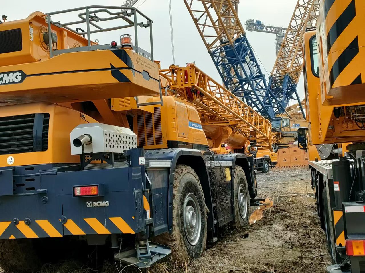 XCMG Popular Used Rough Terrain Crane XCR55L5_S 55T Hydrauli Crane Low Price - Gru fuoristrada: foto 5 XCMG Popular Used Rough Terrain Crane XCR55L5_S 55T Hydrauli Crane Low Price - Gru fuoristrada: foto 5
