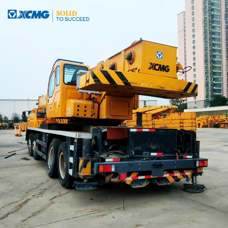 XCMG QY70K-I 70ton lifting machine hoist truck crane price - Autogru: foto 2 XCMG QY70K-I 70ton lifting machine hoist truck crane price - Autogru: foto 2