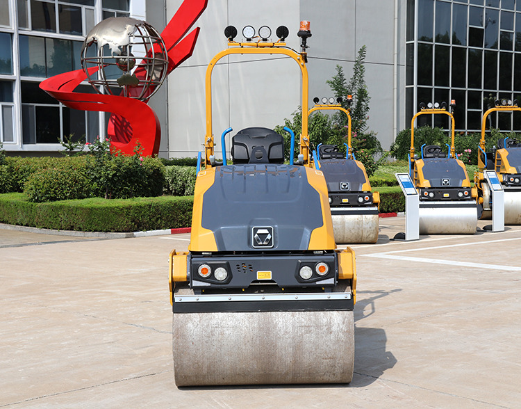 XCMG XD120VT diesel 2ton Light Mini Road Roller Machine - Rullo stradale: foto 5 XCMG XD120VT diesel 2ton Light Mini Road Roller Machine - Rullo stradale: foto 5