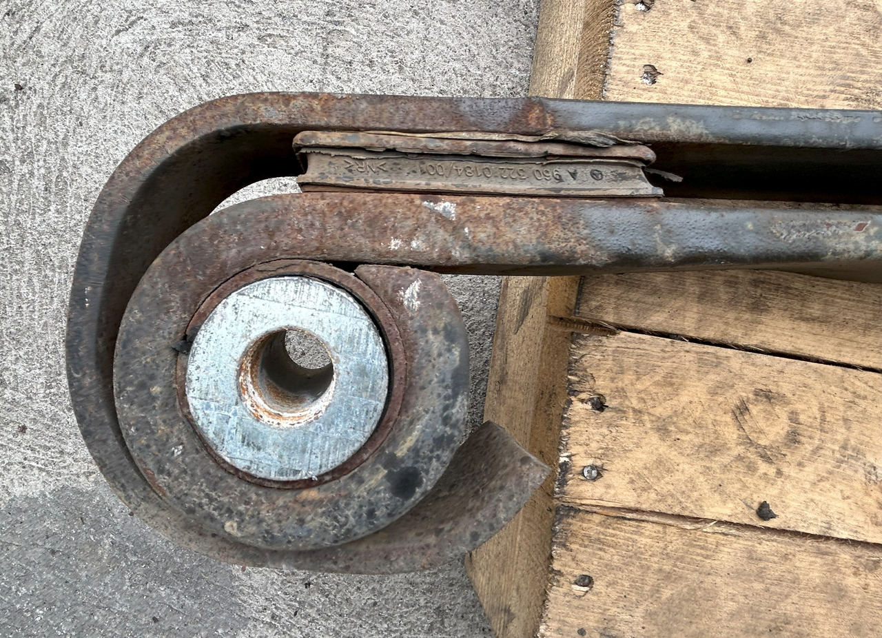 DAF 2-LEAF SPRING DAF XF 106 LIFT - Sospensione a balestra: foto 2 DAF 2-LEAF SPRING DAF XF 106 LIFT - Sospensione a balestra: foto 2